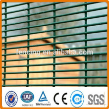 High Quality Wire Mesh Security Fence/358 Security Fence/Anti-Climb Fence (Real Manufacture)